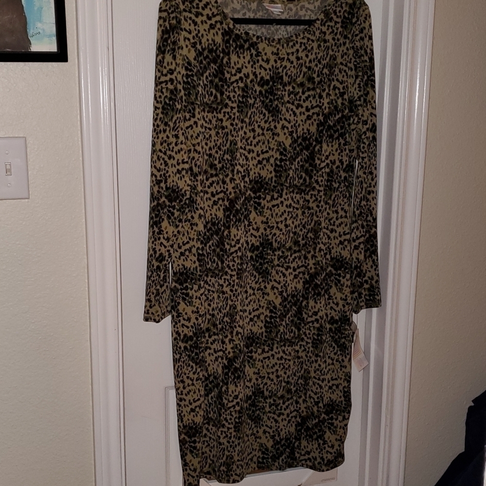 2xl Lularoe long sleeve Debbie Dress